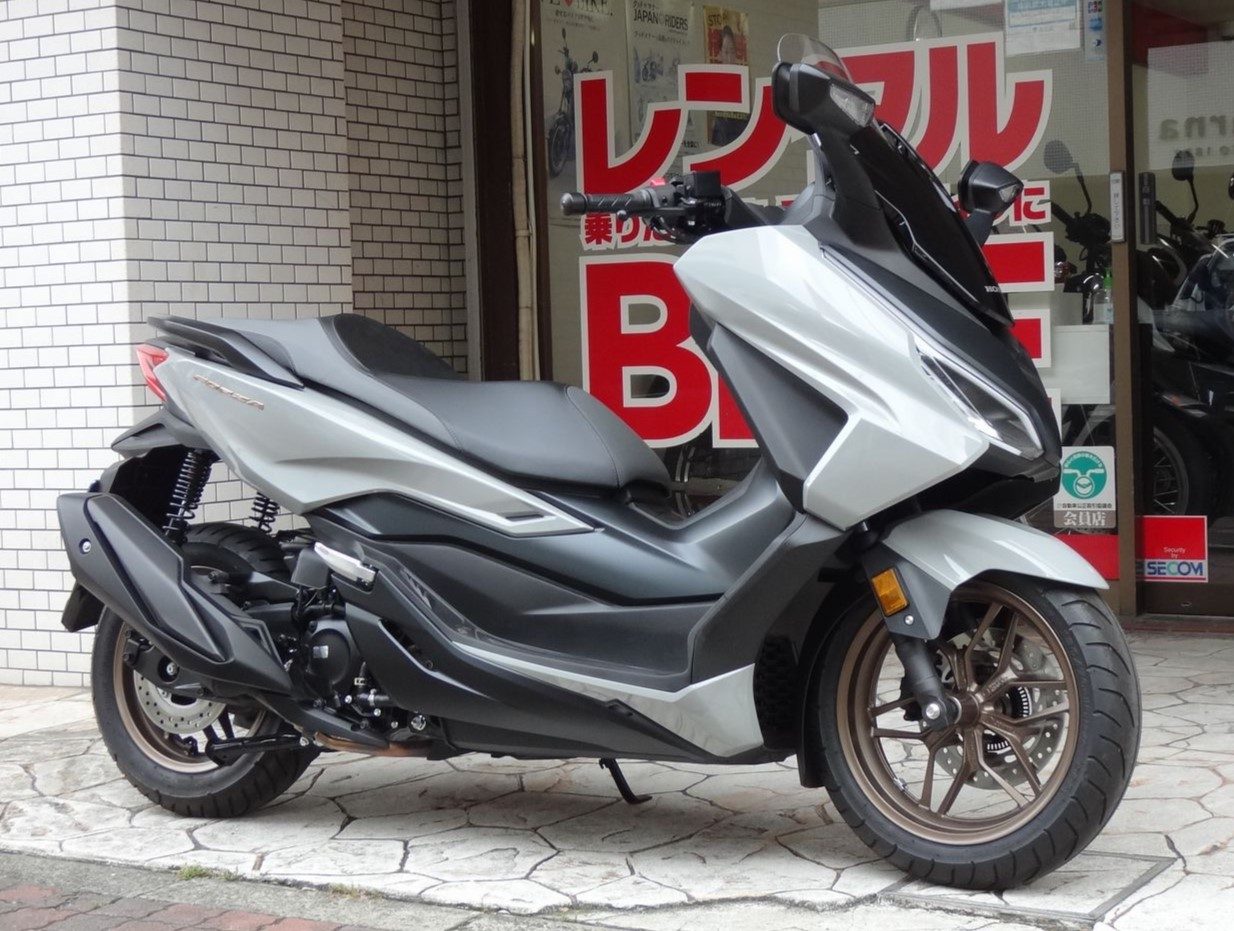 フォルツァ  250cc 250ccスクーター「フォルツァ Z」のスペシャルモデルを限定発売