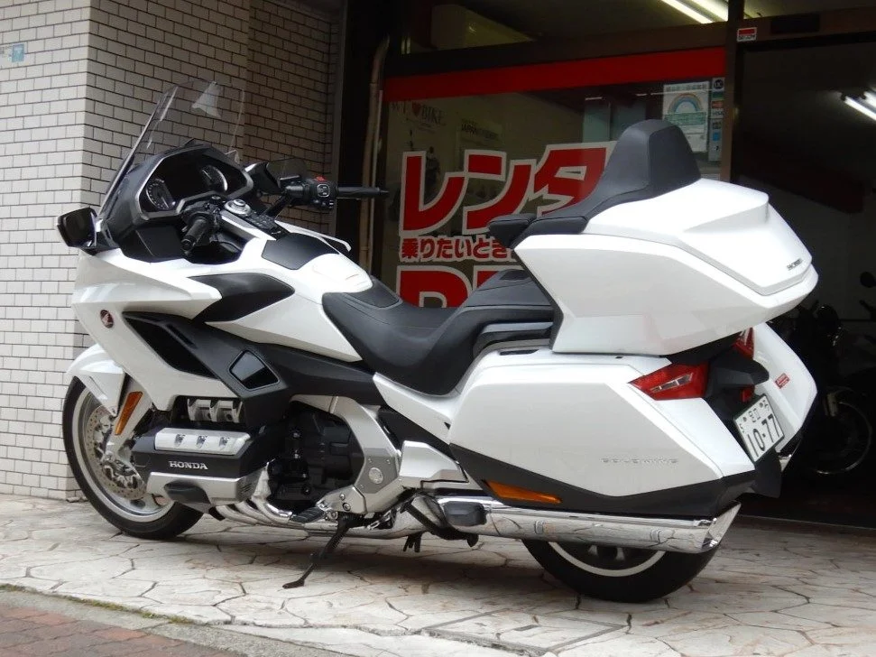 ゴールドウイングツアー GL1800 Tour 18- ブラック カバー ウルトラガードエッセンシャル ゴールドウイングツアー ラゲッジガード（パニアケースガード) T-Rexレーシング | バイクカスタムパーツ専門店 モトパーツ(MOTO PARTS)